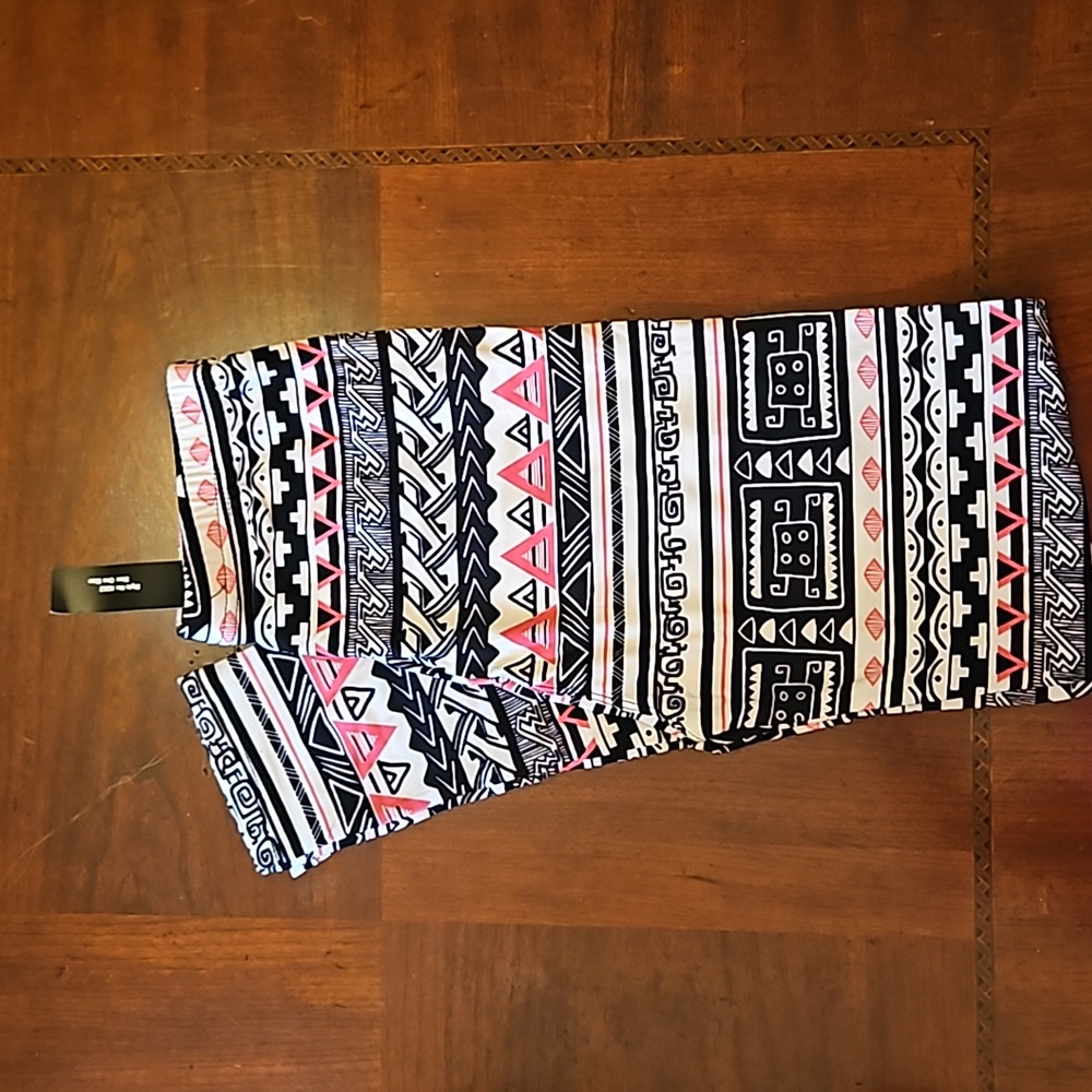 One Size Pink, Black, and White Leggings NWT